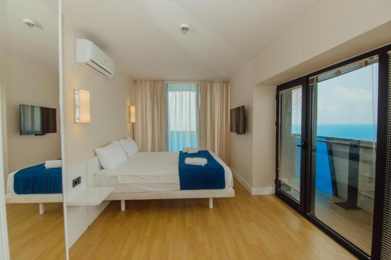 General Sea View Apartments In Orbi City Batumi Eksteriør billede