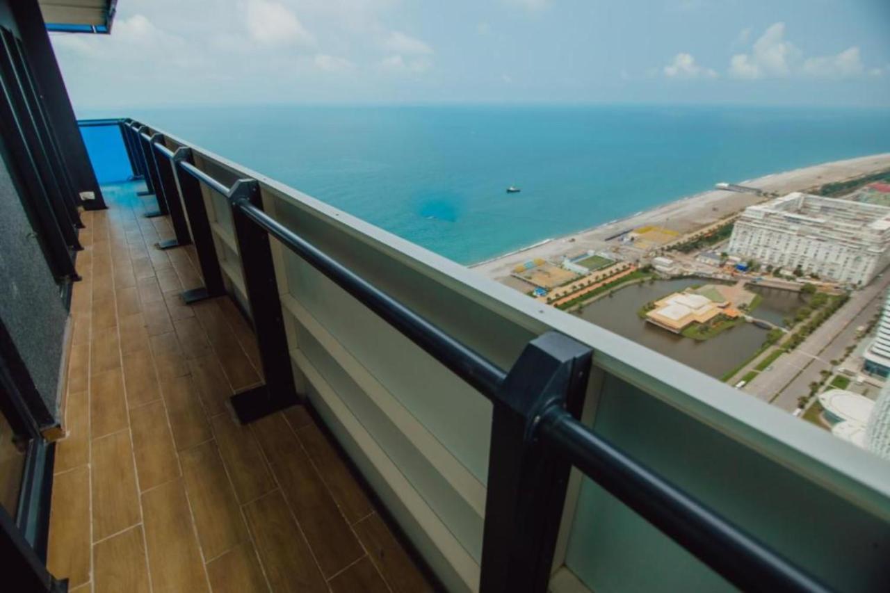 General Sea View Apartments In Orbi City Batumi Eksteriør billede