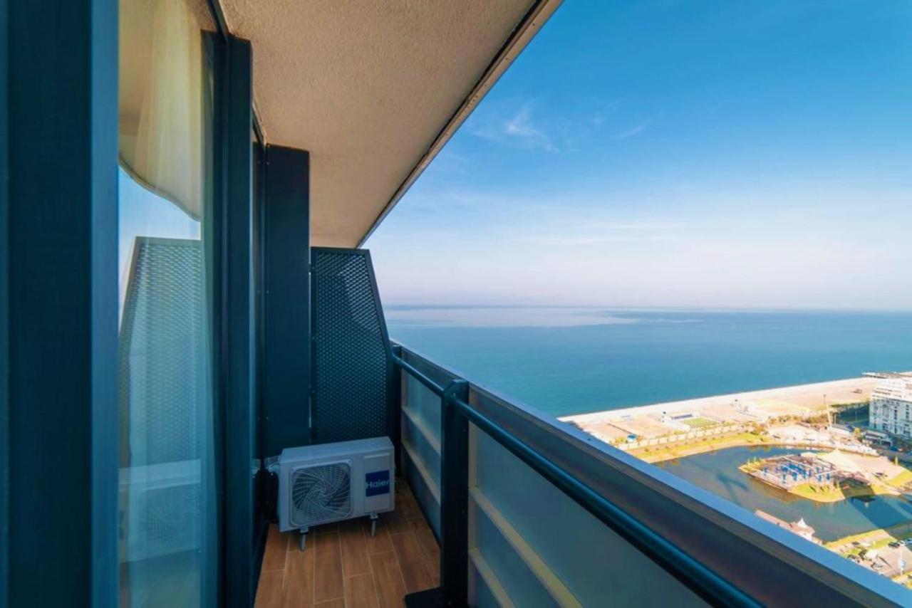 General Sea View Apartments In Orbi City Batumi Eksteriør billede